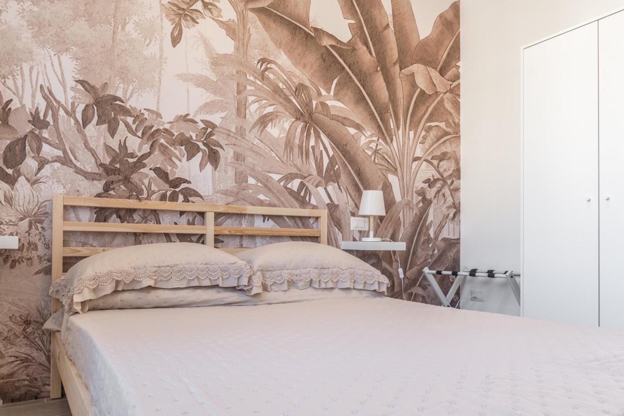 Enjoy And Fly Apartment Fiumicino Bagian luar foto